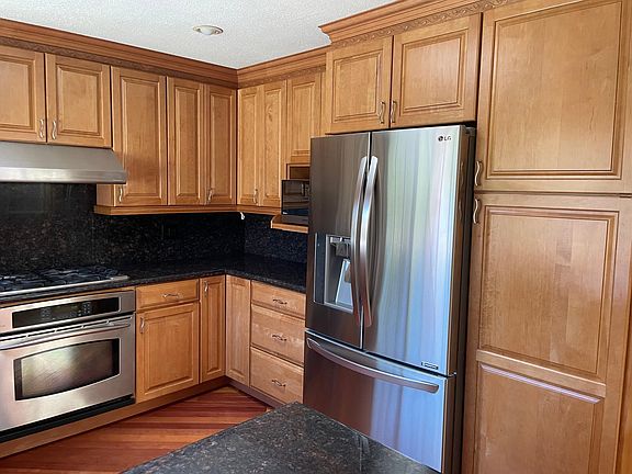 3rd image of 3365 Cropley Ct