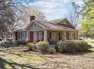 3077 Christian Light Rd, Fuquay Varina, NC 27526