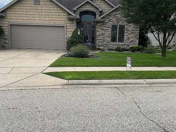 3rd image of 4025 Timberstone Dr