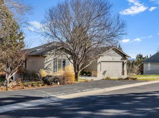 2446 SW 35th Dr, Redmond, OR 97756