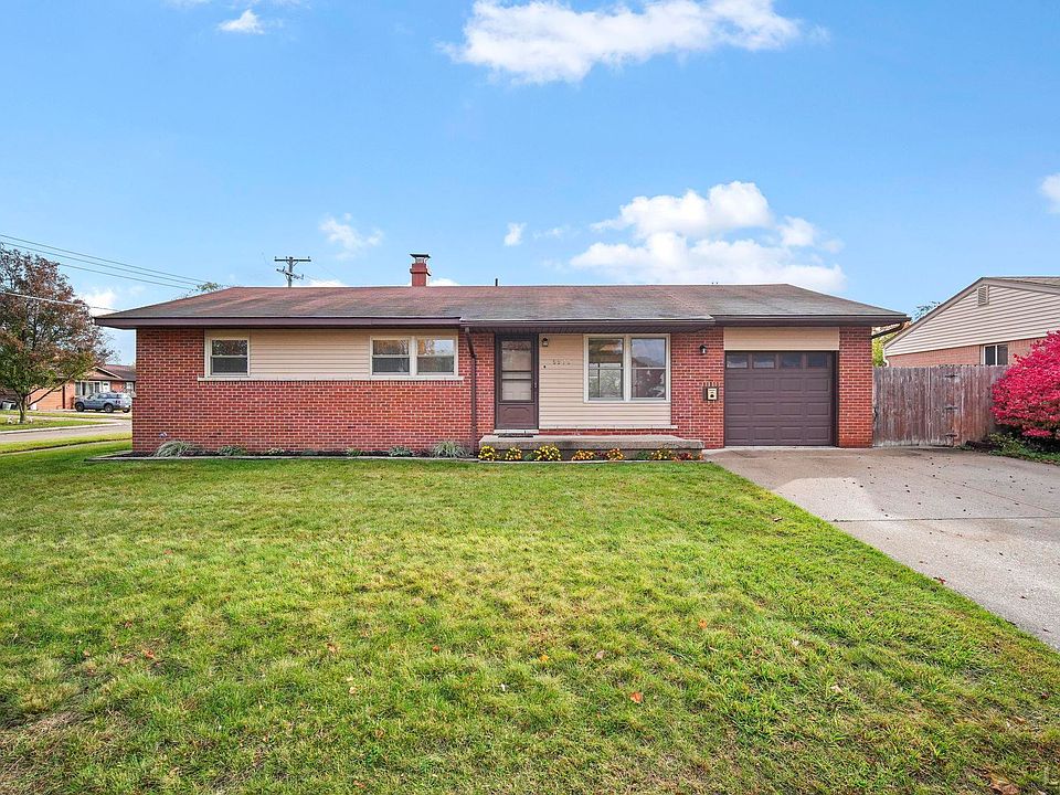 1st image of 6972 Moccasin St