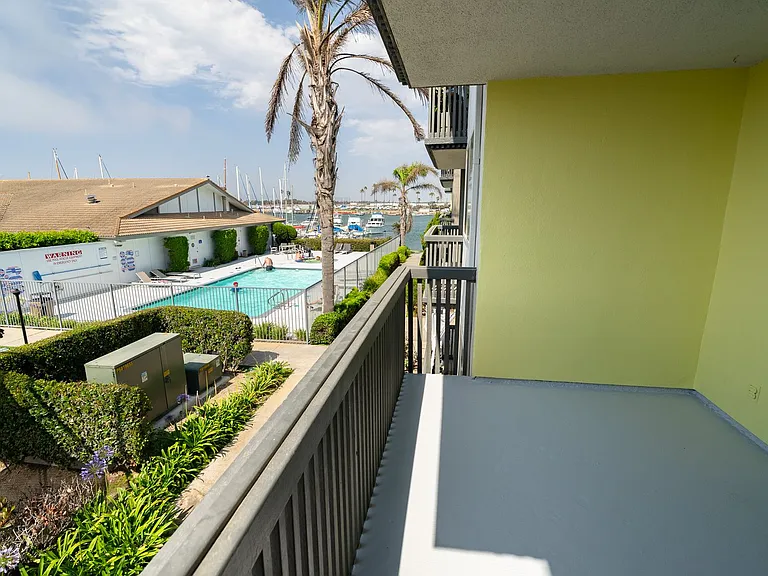 4200 Harbor Blvd — Photo 24