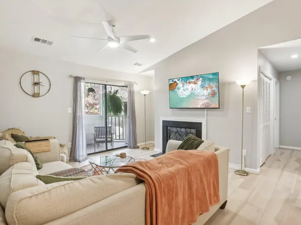 600 Audubon Lake Dr APT 8C32, Durham, NC 27713