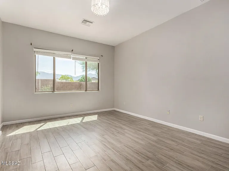 12842 N Westminster Dr — Photo 13