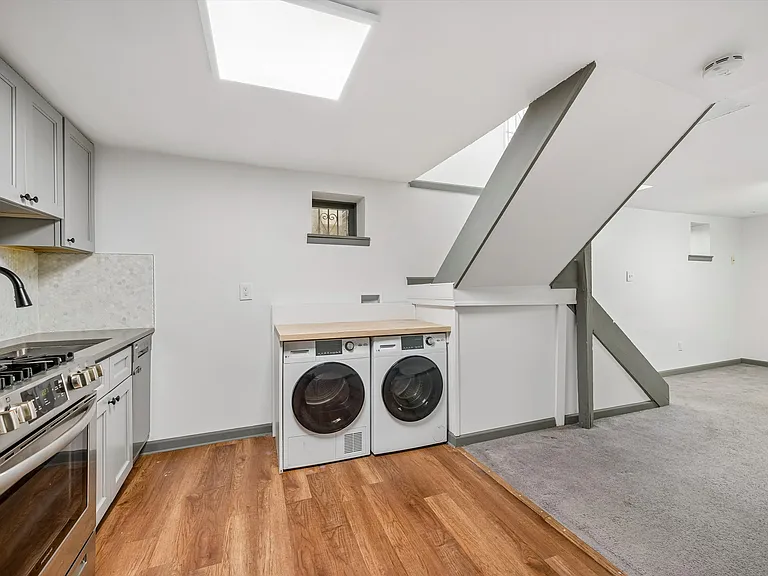 2034 Mount Vernon St #11RR — Photo 13