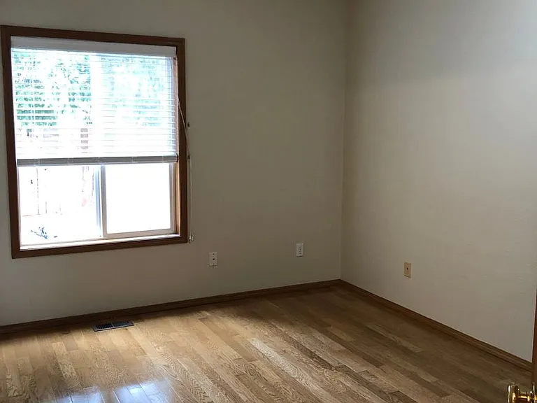 5553 SW Windflower Dr — Photo 10