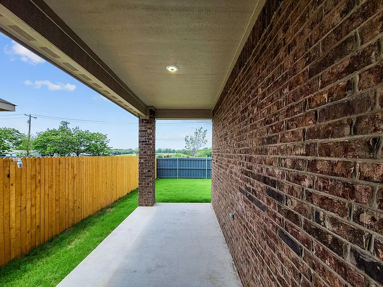 1100 Flameleaf Dr — Photo 20