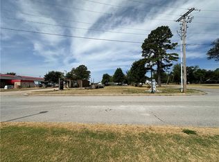 3510 SE L St, Bentonville, AR 72712