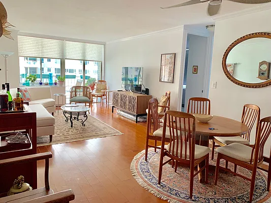 Rented by R New York | media 20