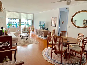 Rented by R New York