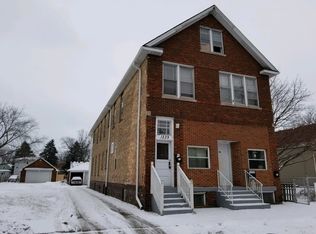 1239 Victoria Ave, North Chicago, IL