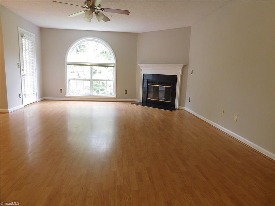 1st image of 5010 Lawndale Dr Unit G