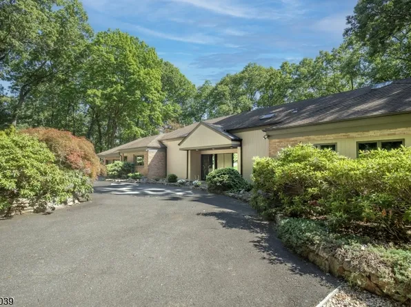 235 Mountainside Rd, Mendham Twp., NJ 07945