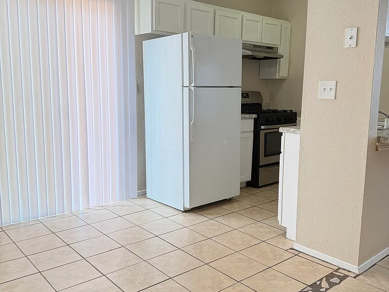 11617 Marsh McCall Way #D — Photo 3