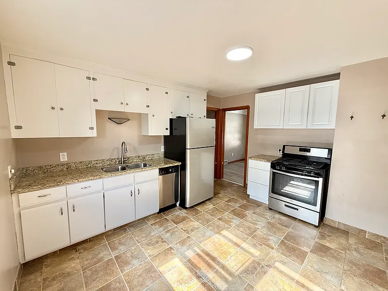 4627 Behrwald Ave #UP — Photo 4
