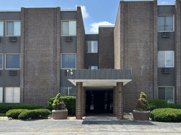1117 Leavitt Ave APT 110, Flossmoor, IL 60422