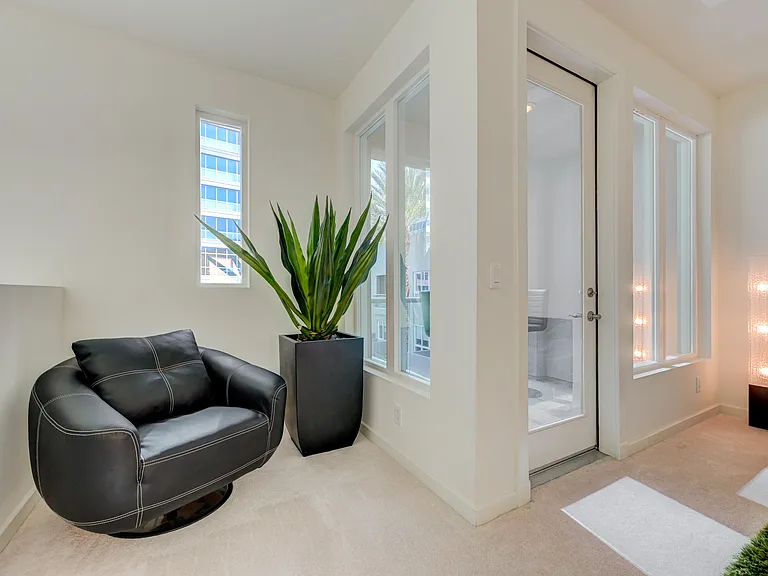 4535 Dean Martin Dr #103 — Photo 15