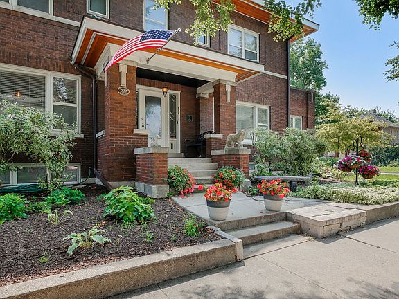 2nd image of 700 S Lombard Ave