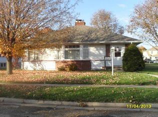 306 W 1st St, Oglesby, IL 61348