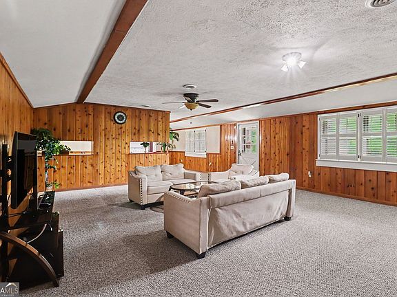 5th image of 525 Lawshe Rd