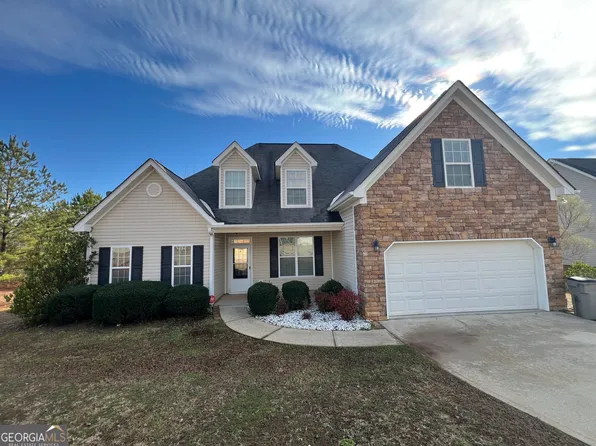 207 N Pointe Dr, Lagrange, GA 30241