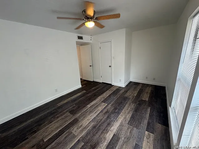 8611 Datapoint Dr — Photo 8