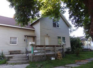 1312 Manistee St #1&2, Manistee, MI 49660