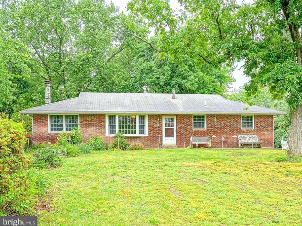 19 W Central Ave, Hammonton, NJ 08037