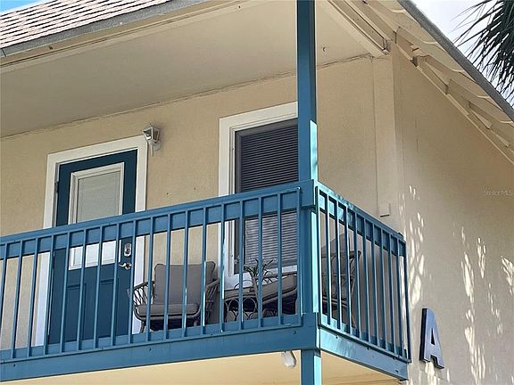 2nd image of 30 SE VALARE LANE #205A