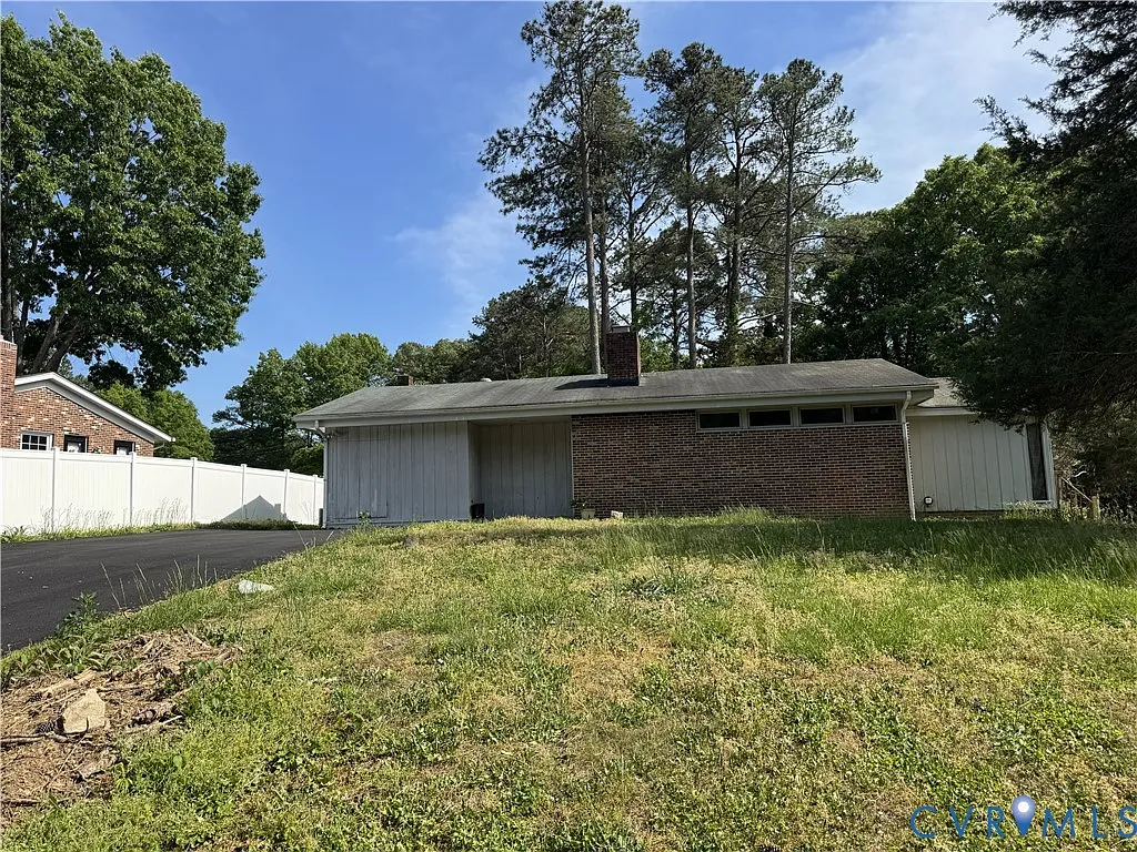 3 bed, 2.0 bath, 1492 sqft, $2,450 — Photo 4