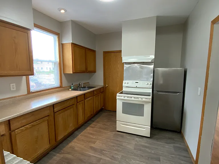 1508 Hammond Ave — Photo 8