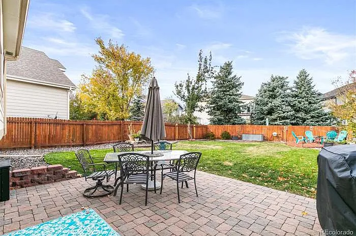 16235 Peregrine Dr — Photo 18