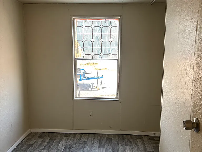 817 Sky Rd — Photo 9