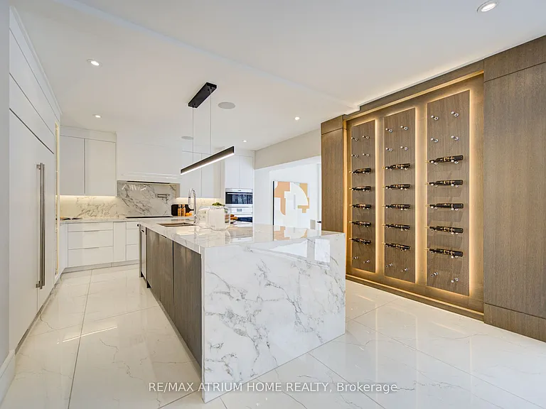 6 Hillholm Rd — Photo 6