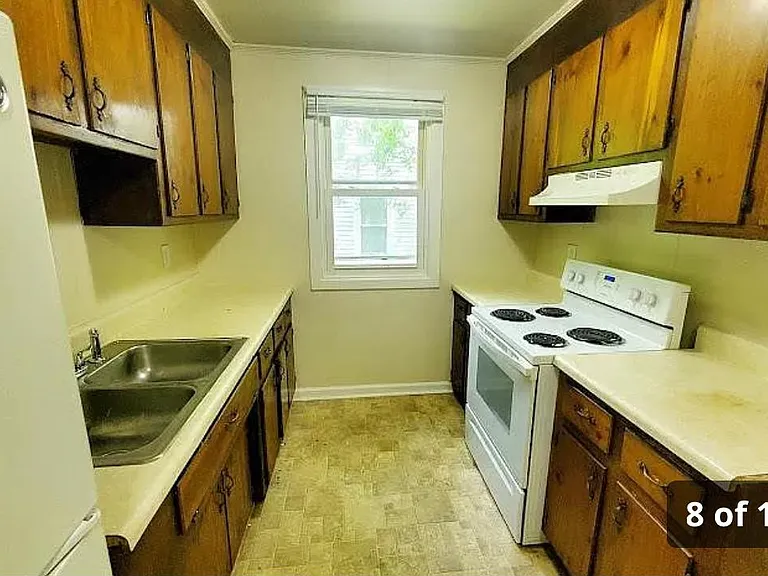 709 Kirkham St — Photo 4