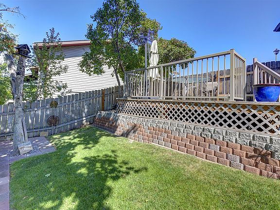 3rd image of 105 Pinehurst Ct