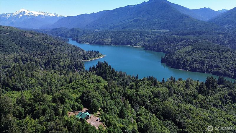 2nd image of 45028 Baker Lake Road