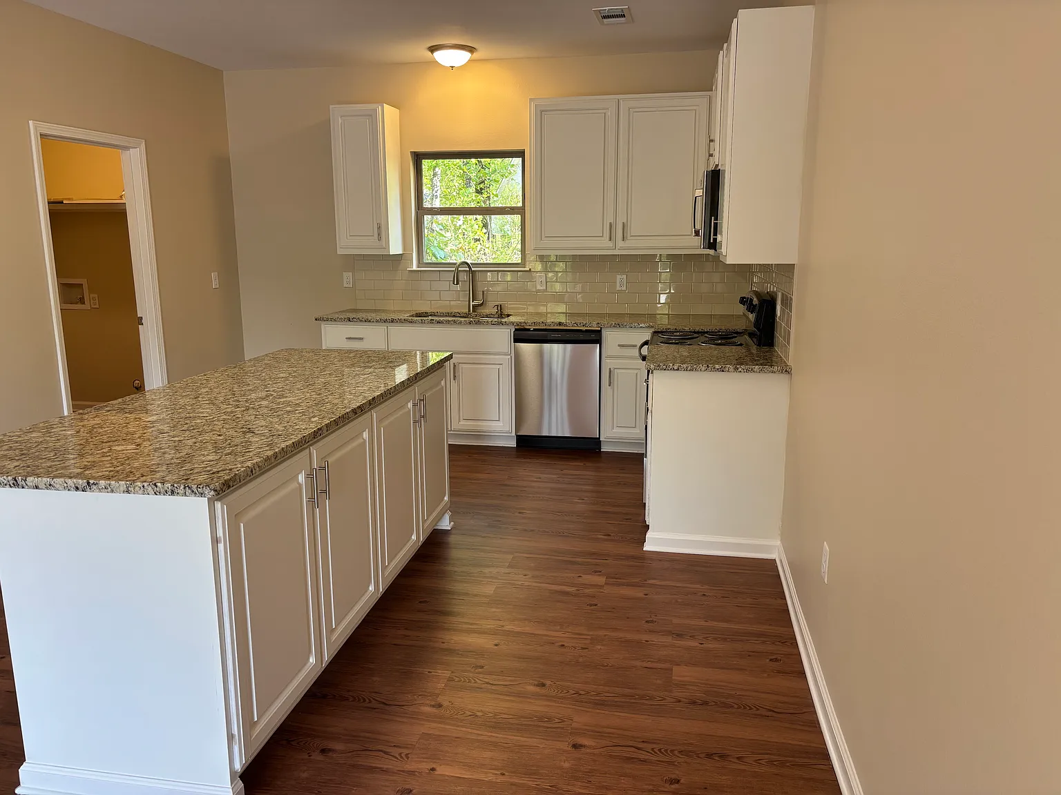 6101 General Samuels Rd — Photo 1