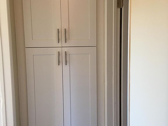 4th image of 8123 Langdon Ave APT 27