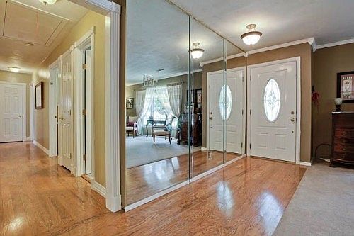 2nd image of 922 Teakwood Dr