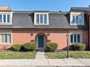 1138 Canterbury Sq S, Indianapolis, IN 46260