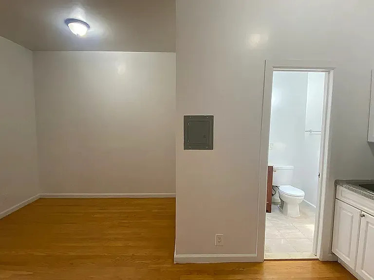 232 W 74th St #4B — Photo 6