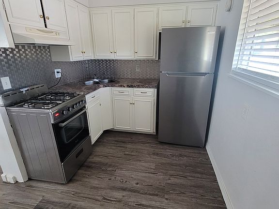 5th image of 8641 N 8th St Unit C