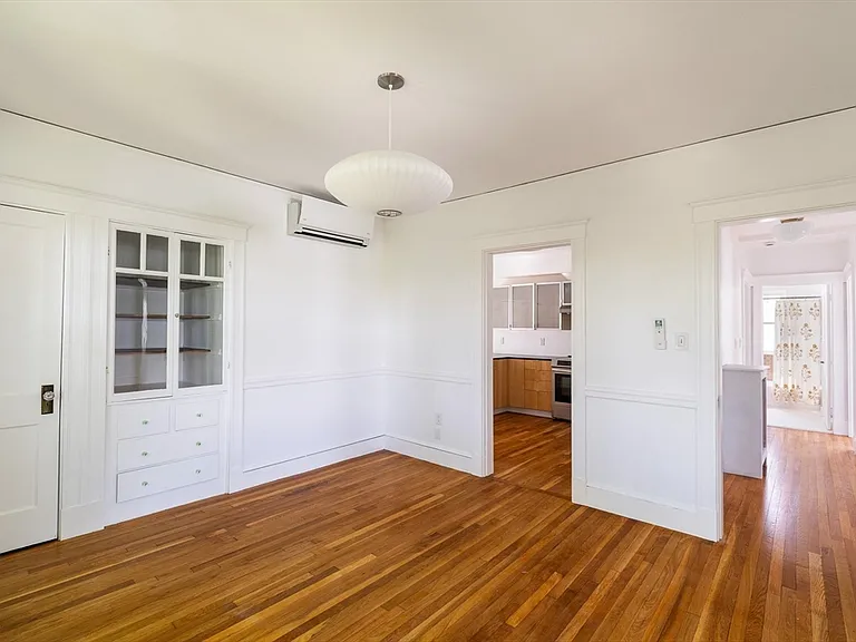8-10 York Ave #10 — Photo 6
