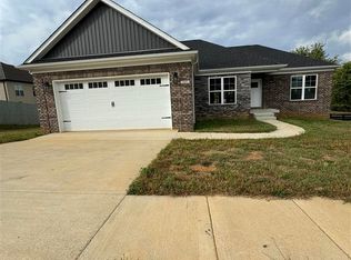 109 Lowball Ln, Vine Grove, KY 40175