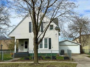 314 S Locust St, Reedsburg, WI 53959