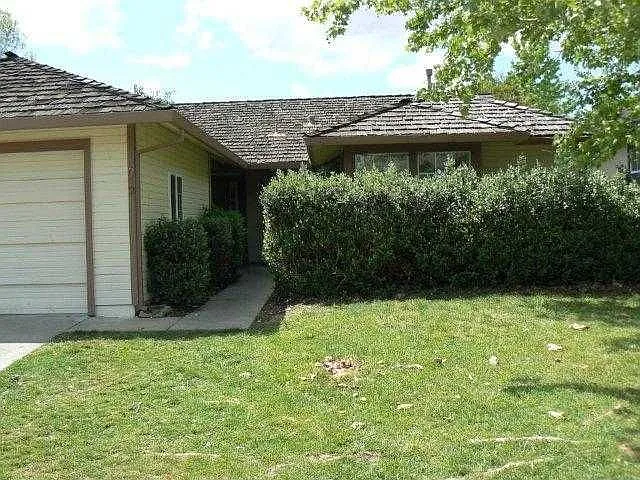 8012 Marsannay Way photo 1