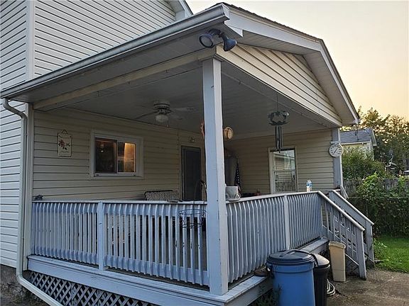 3rd image of 809 Gaskill Ave