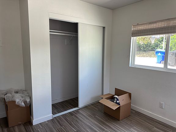 4th image of 3136 Natchez Ave #B