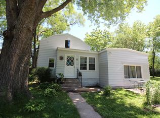 1604 Yewell St, Iowa City, IA